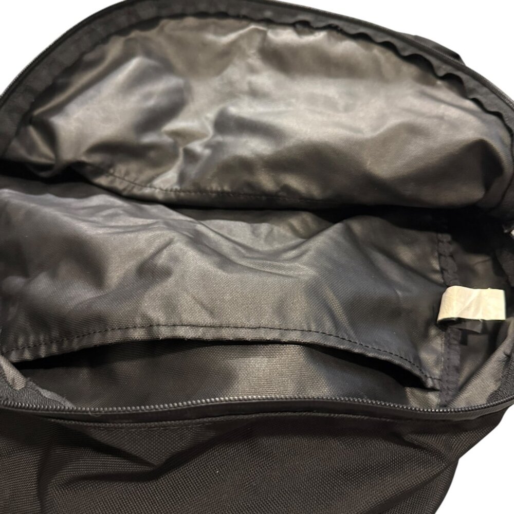 Lululemon Black Zipper Backpack With Single Front… - image 5